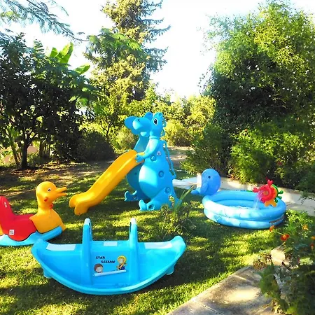 בית נופש Olga's Hill פראמה