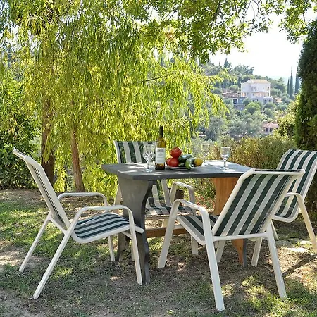 Olga's Hill * Perama (Corfu)