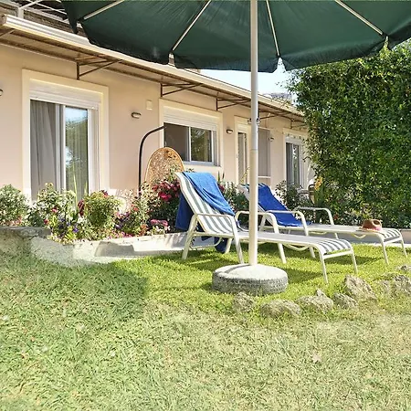 Olga's Hill * Perama (Corfu)