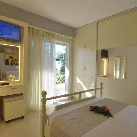 Olga's Hill Perama (Corfu)